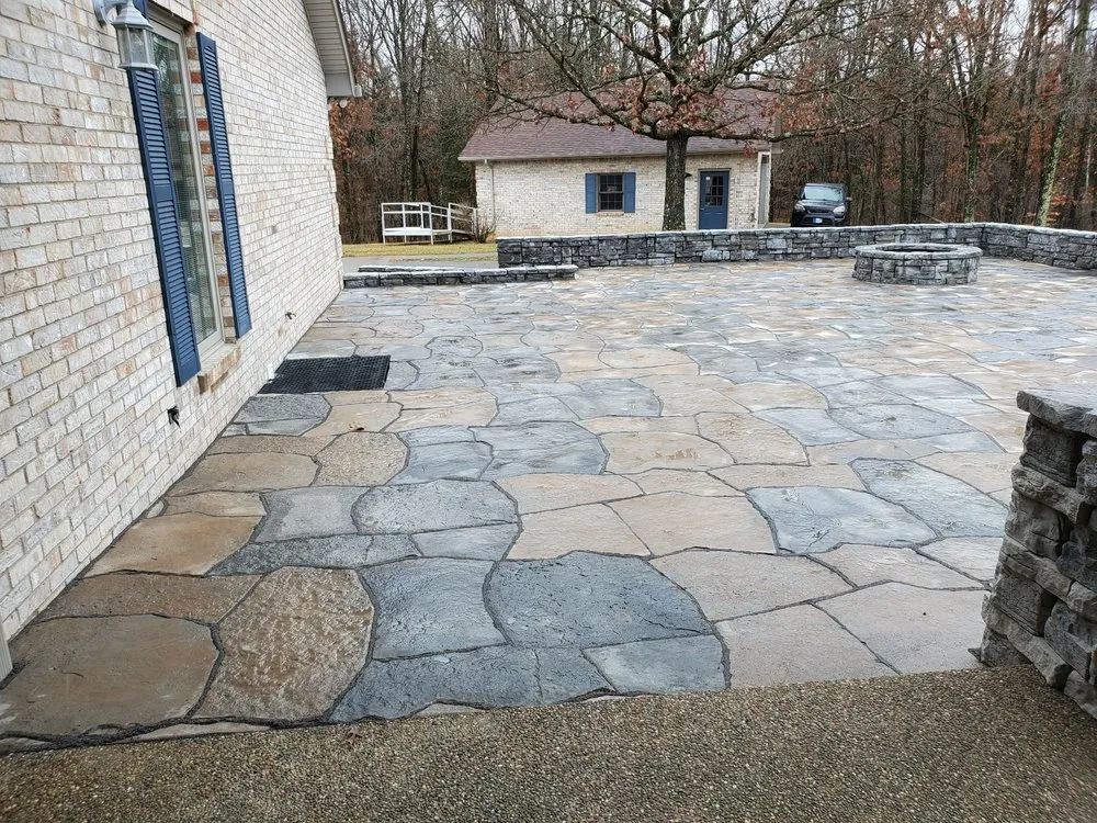 Top-rated lawn mowing service for homes across Radcliff, KY - Mac's Mowing & Landscaping Inc