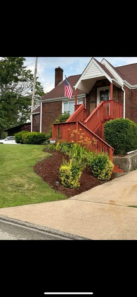 Reliable yard cleanup service in East McKeesport, PA - Mac's Mowing