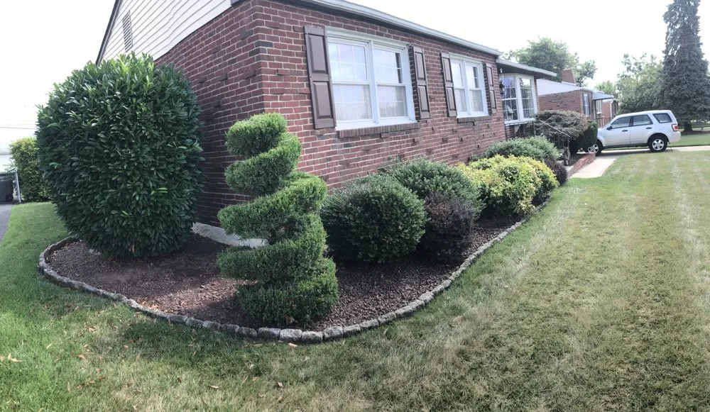 Expert outdoor landscaping for residential properties across New Castle, DE - Mad Landscaping & Contracting