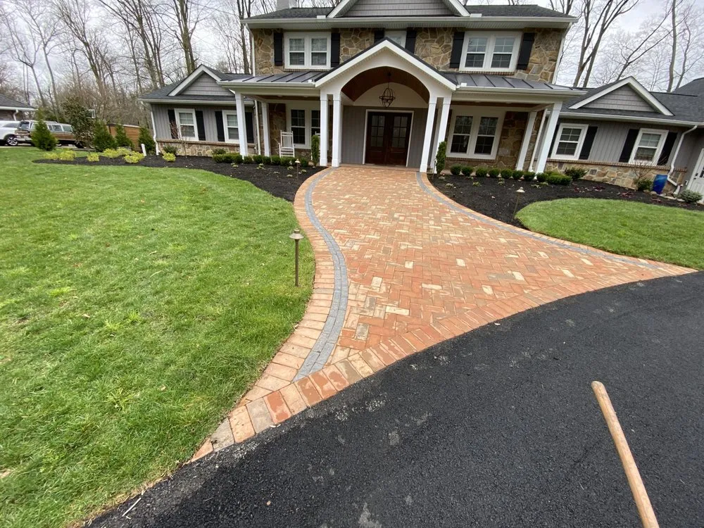 Reliable yard cleanup service for year-round maintenance across New Castle, DE - Mad Landscaping & Contracting