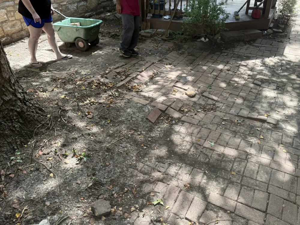 Reliable garden landscaping experts serving Swansea, IL - Maddex and Landscaping