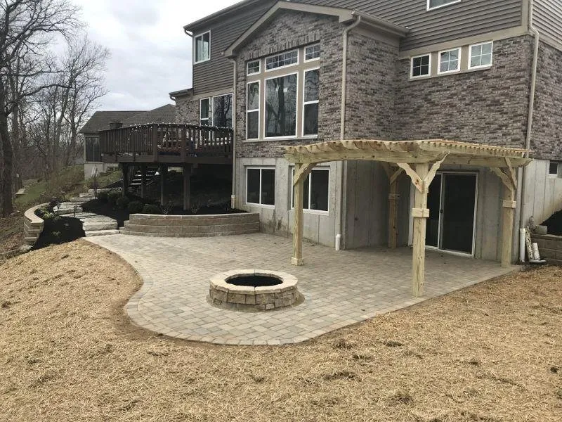 Local lawn care service experts serving Florence, KY - Maddox Garden Center and Landscaping