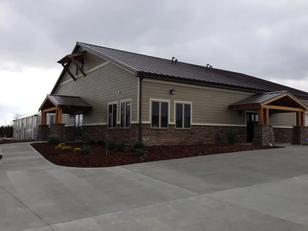 Expert garden landscaping in Florence, KY - Maddox Garden Center and Landscaping