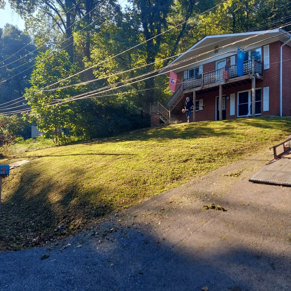 Trusted yard cleanup service experts serving Middle Valley, TN - Made In America Lawn Care