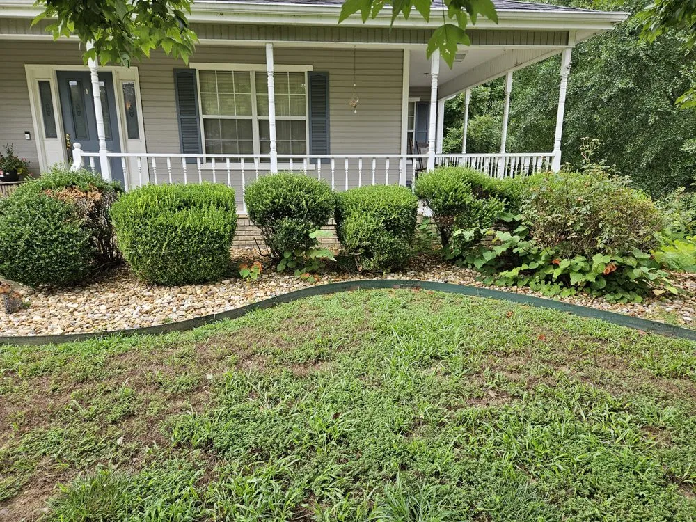 Custom landscaping services experts serving Middle Valley, TN - Made In America Lawn Care