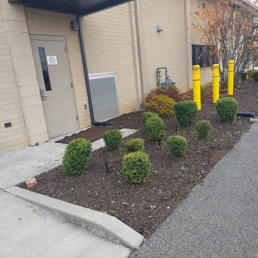 Trusted garden landscaping in Middle Valley, TN by Made In America Lawn Care