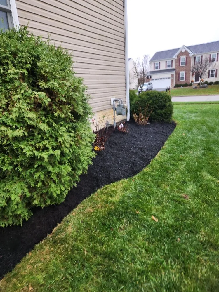 Custom landscape installation experts serving west Jefferson, OH - Made to Mow Quality Lawn Care