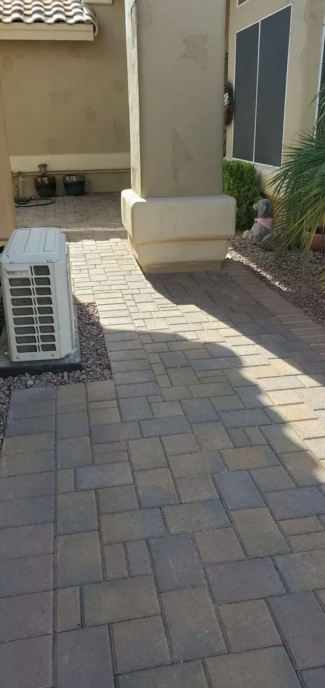 Custom lawn mowing service experts serving El Mirage, AZ - Madera Landscaping