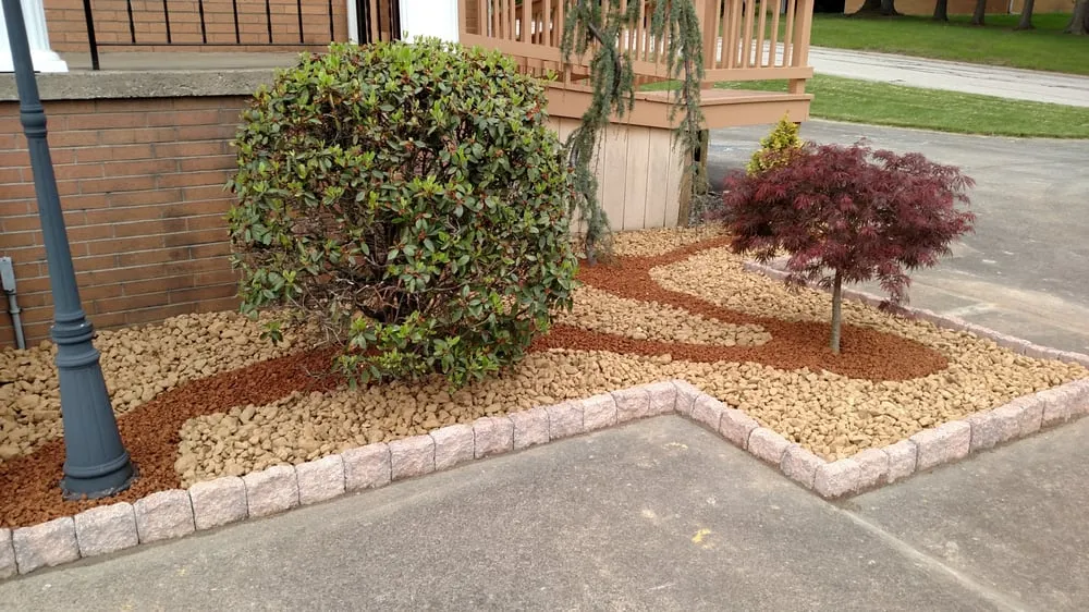 Custom garden landscaping in Indiana, PA - Maderer's
