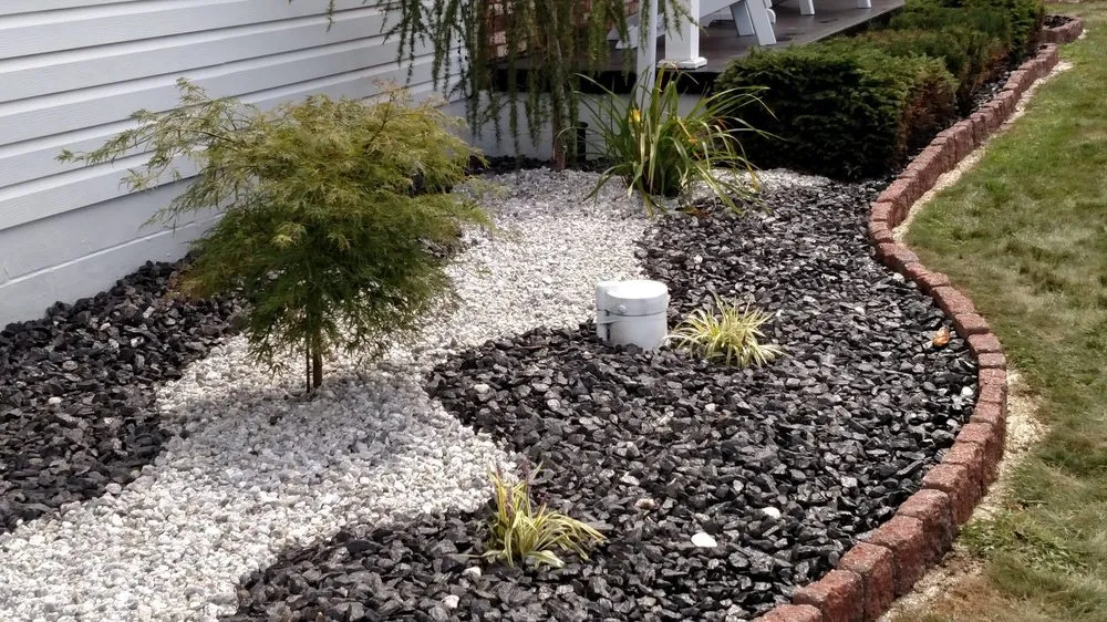 Trusted outdoor landscaping for beautiful yards in Indiana, PA by Maderer's