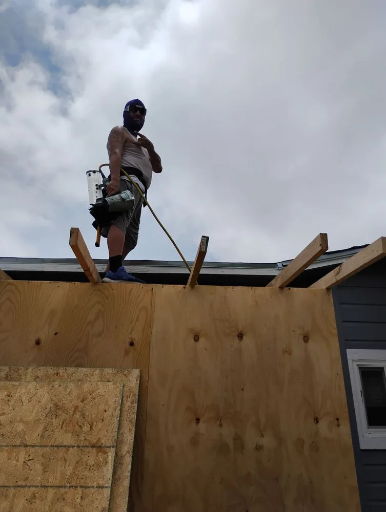 Affordable yard maintenance experts serving Corpus Christi, TX - Madgical Painting and Landscaping