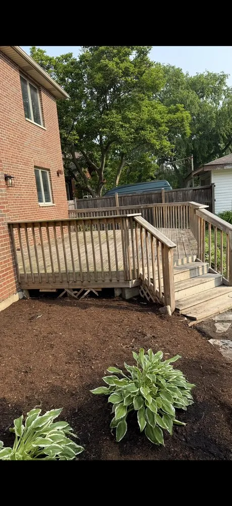 Top-rated garden landscaping in Lombard, IL by Madrid’s Landscaping