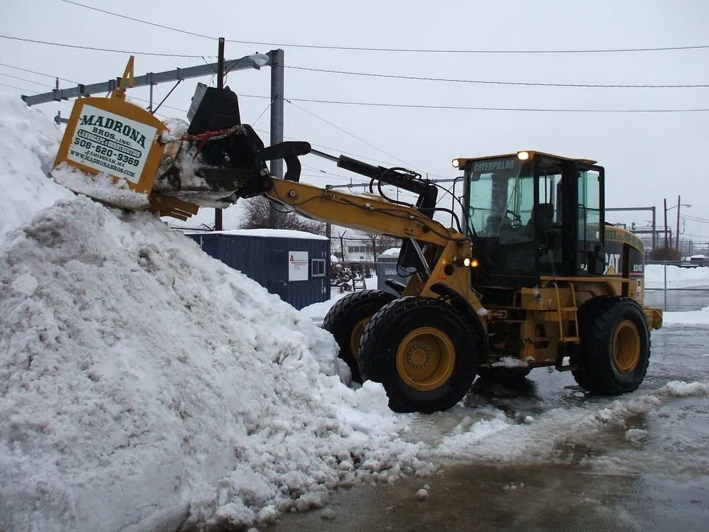 Top-rated residential landscaping with custom design across Framingham, MA - Madrona Brothers