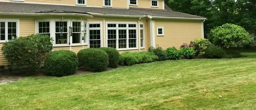 Top-rated lawn mowing service in Andover, MA - Maeve's Garden