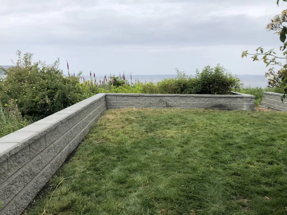 Custom yard maintenance in Tacoma, WA - M.A.G landscape