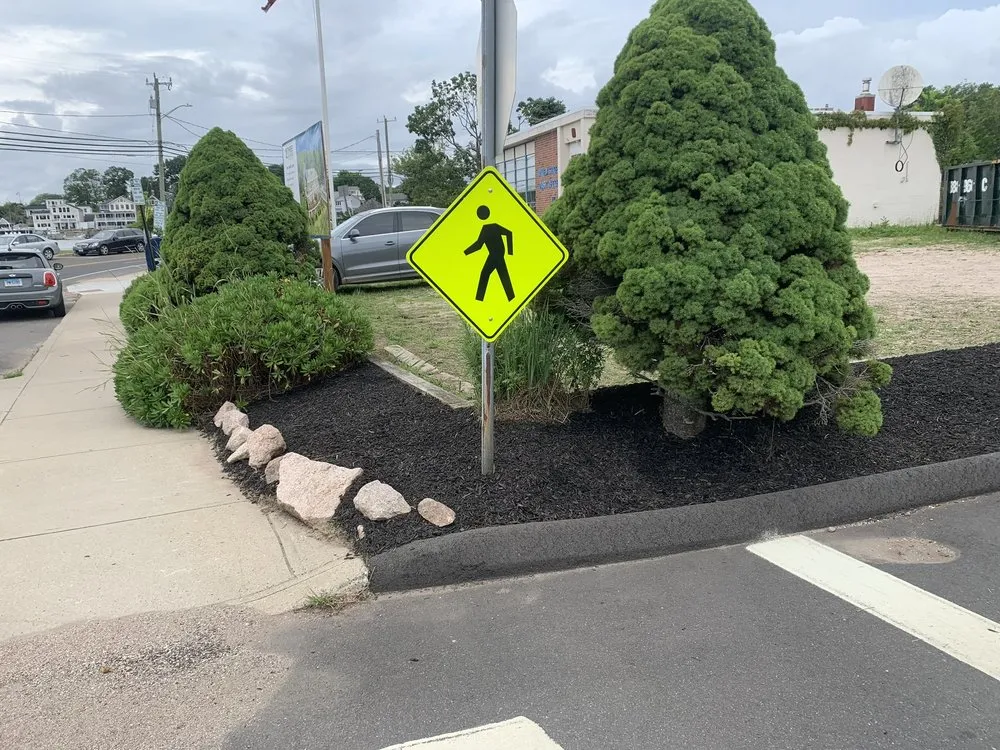 Expert yard cleanup service in Monroe, CT - MAG Landscaping