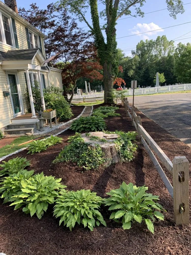 Affordable landscape design in Monroe, CT - MAG Landscaping