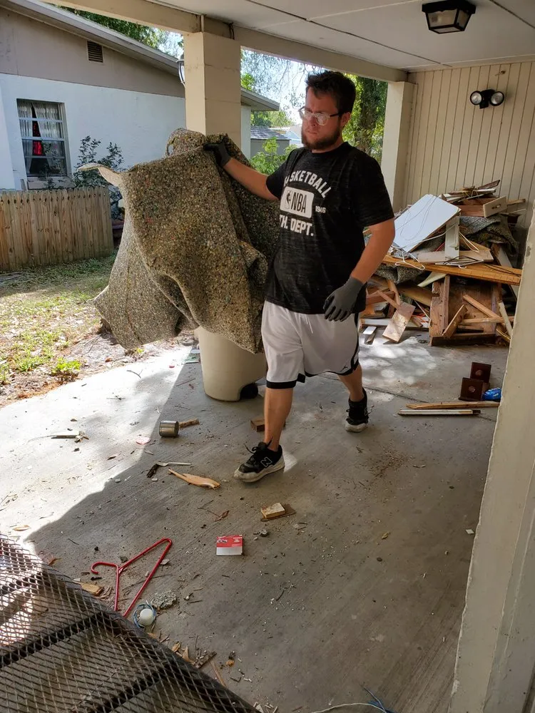 Affordable yard cleanup service for residential properties in Sarasota, FL by Maga Junk Hauling