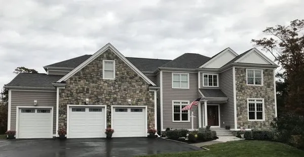 Magalhaes Landscape associates Logo