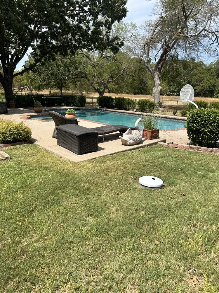 Expert lawn mowing service in White Settlement, TX - Magana Service
