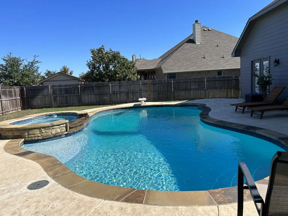 Trusted yard cleanup service in White Settlement, TX by Magana Service