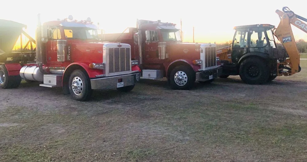 Reliable yard maintenance experts serving Skidmore, TX - Magana Trucking & Materials
