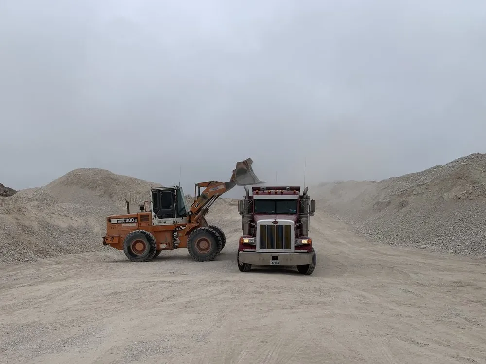 Top-rated residential landscaping in Skidmore, TX - Magana Trucking & Materials