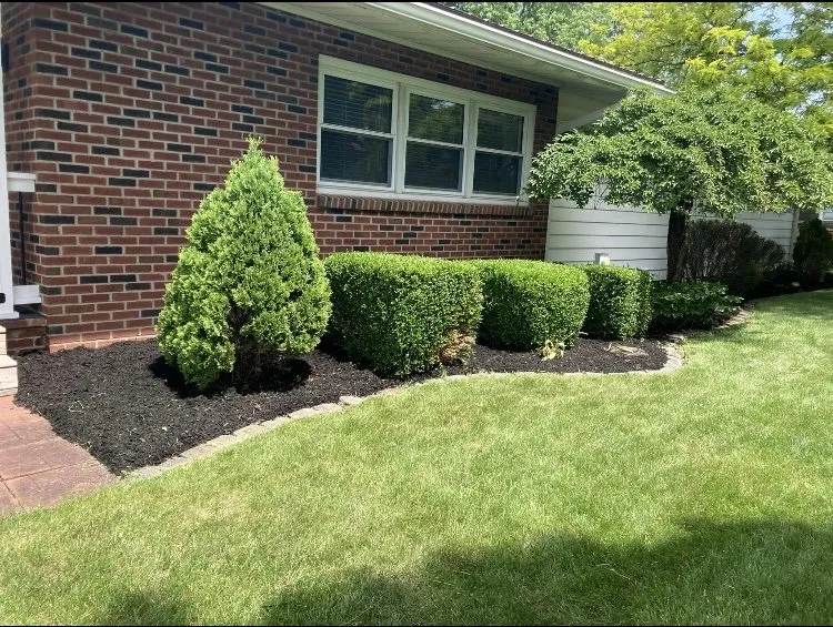 Custom landscaping services experts serving Wampsville, NY - Magee Lawn & Gardens