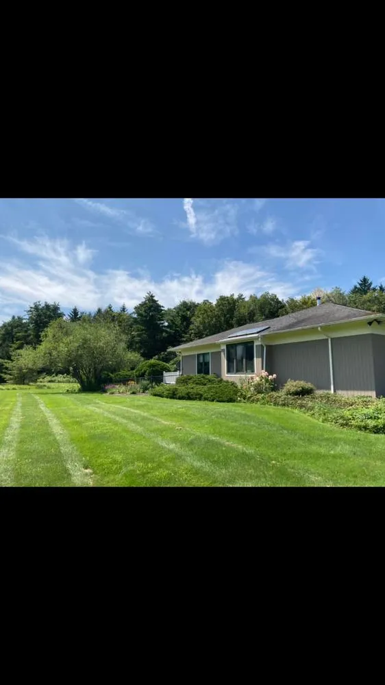 Affordable lawn mowing service in Wampsville, NY - Magee Lawn & Gardens
