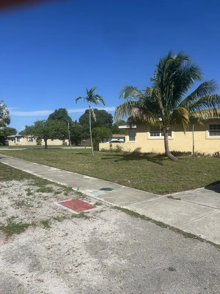 Top-rated lawn mowing service for outdoor upgrades in Fort Lauderdale, FL by Magee Lawn and Property Care