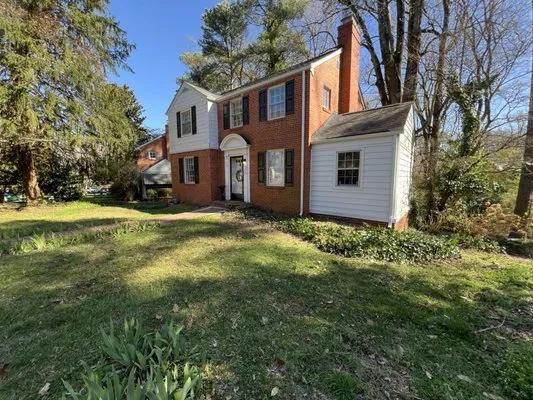 Magel’s Lawn Care & Landscaping Logo