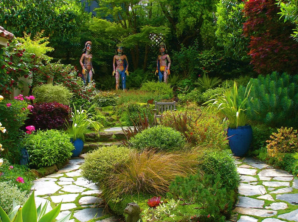 Local yard cleanup service for outdoor upgrades in Oakland, CA by Magic Gardens Landscaping