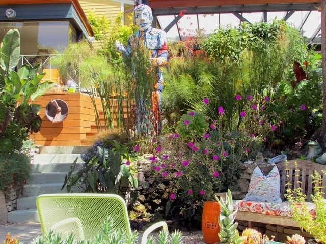 Trusted landscape design for homes in Oakland, CA by Magic Gardens Landscaping