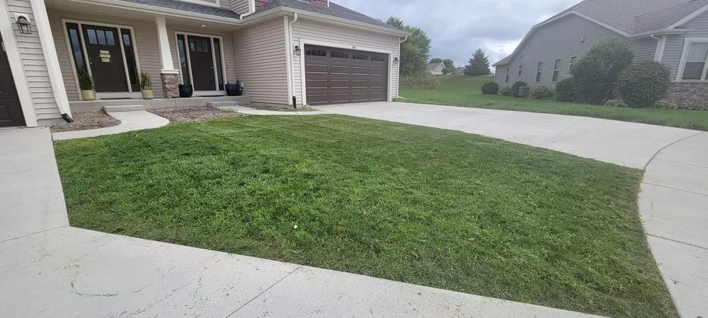 Professional lawn mowing service in Johnson Creek, WI - Magic Lawn Care