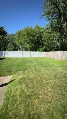 Magic Lawn Services Logo