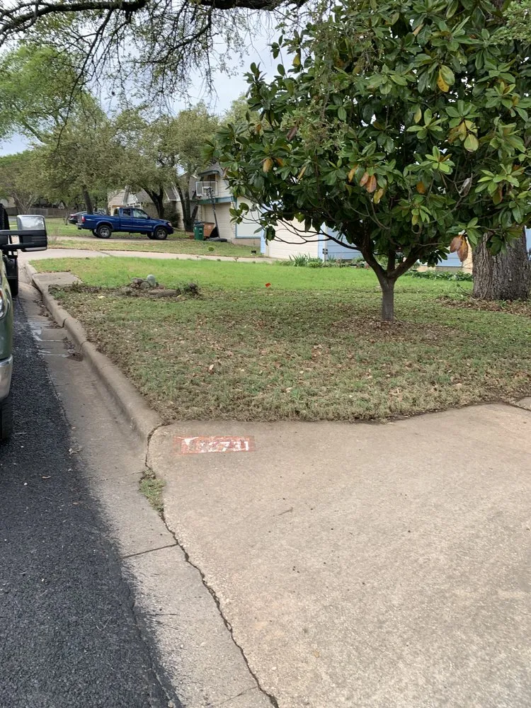 Top-rated lawn care service in Cedar Park, TX by Magic Manny's Lawn Care