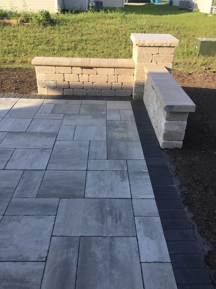 Reliable landscape installation in Elgin, IL by Magic Stone