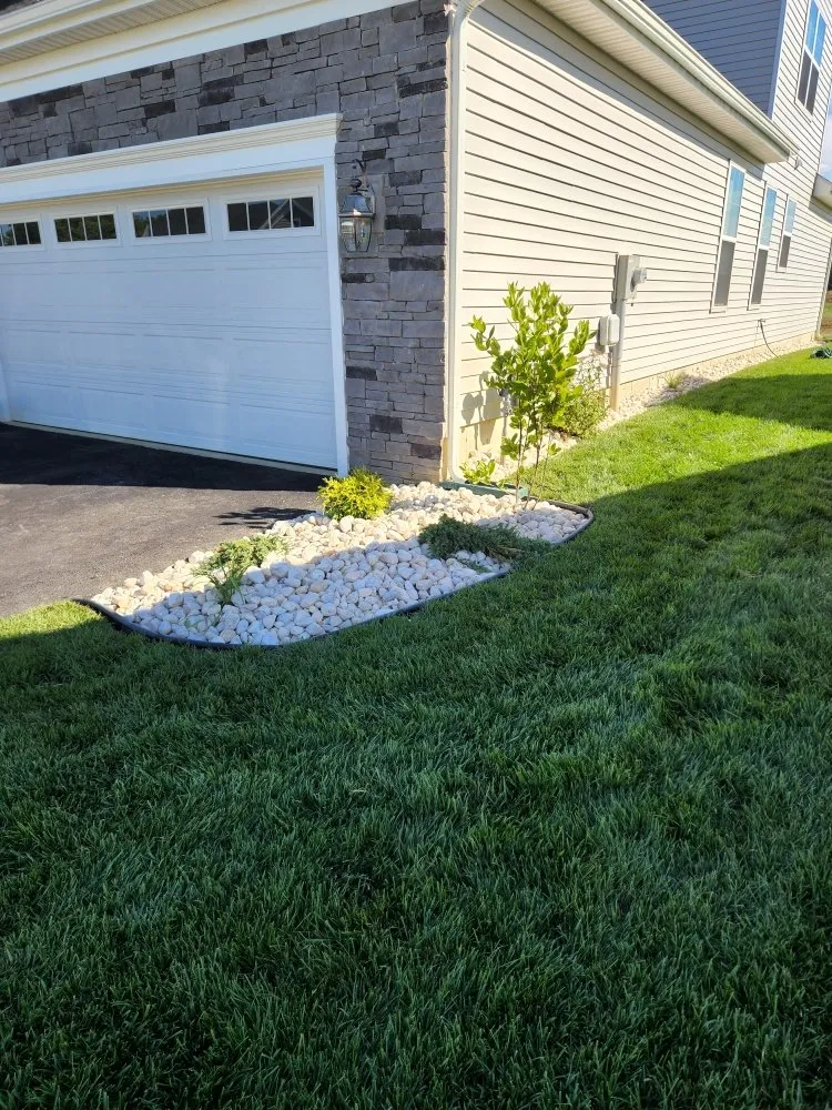 Reliable yard maintenance for outdoor upgrades across Old Bridge, NJ - Magic Touch Landscaping