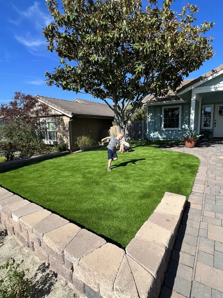 Affordable landscape installation for homes across Lakeside, CA - Magic Turf