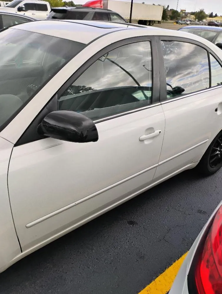 Affordable lawn care service experts serving Fargo, ND - Magick Mobile