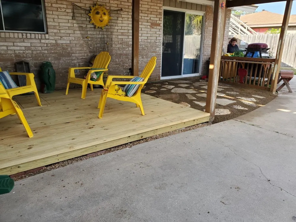 Affordable yard cleanup service for residential properties in Corpus Christi, TX by Magic's Lawns & Landscape