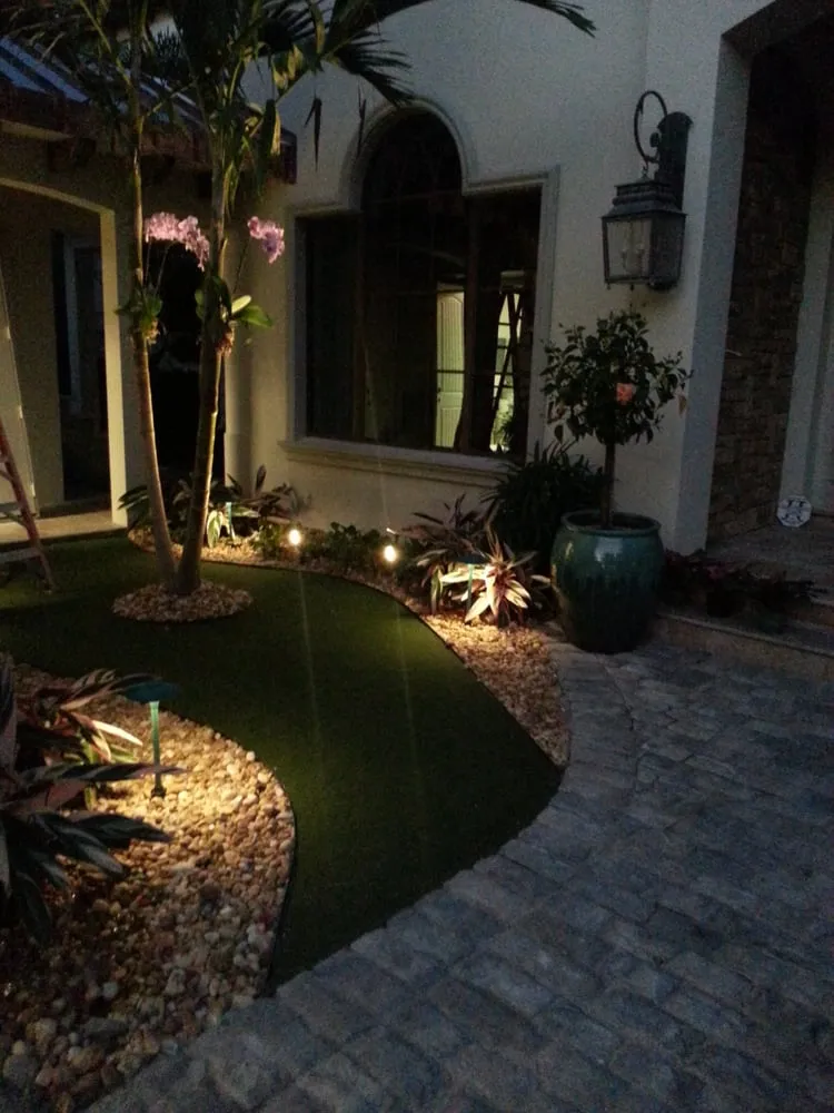 Custom residential landscaping experts serving Jupiter, FL - Magland