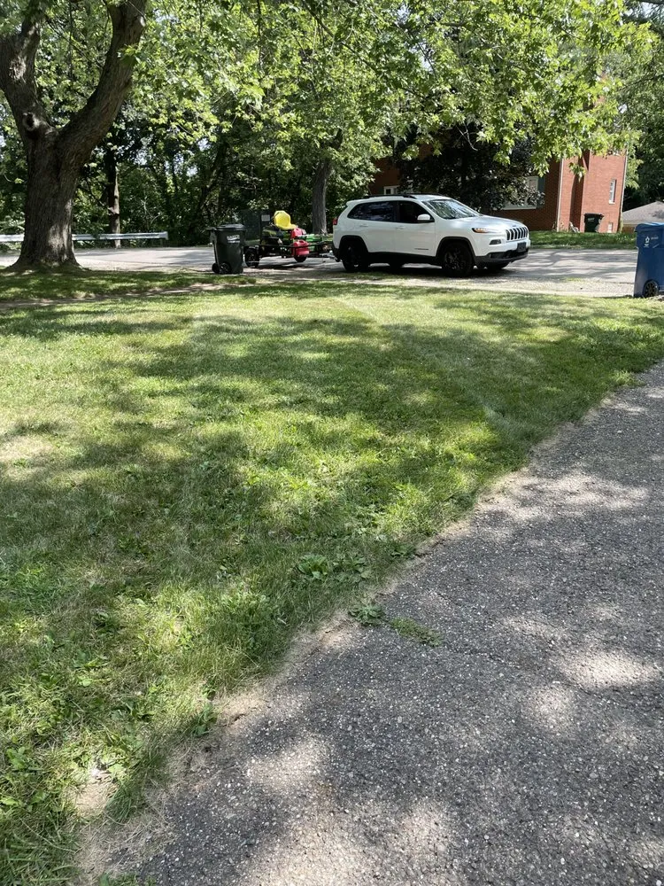 Affordable garden landscaping in Canton, OH by Magnificent Lawn Care