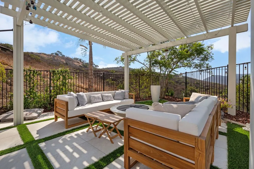 Expert garden landscaping experts serving San Diego, CA - Magnolia Construction