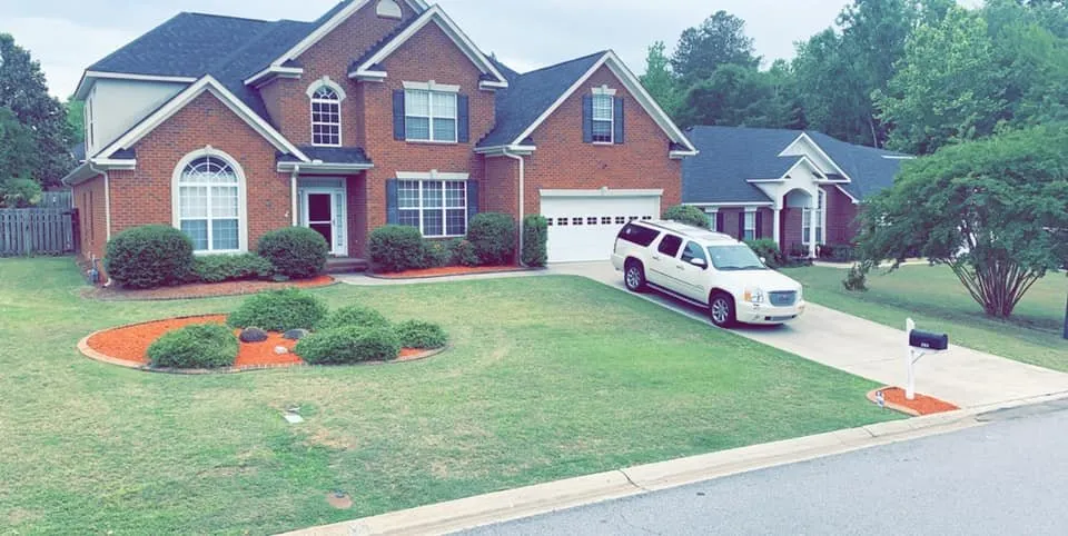 Expert yard cleanup service for beautiful yards in Grovetown, GA by Magnolia Creek Landscape