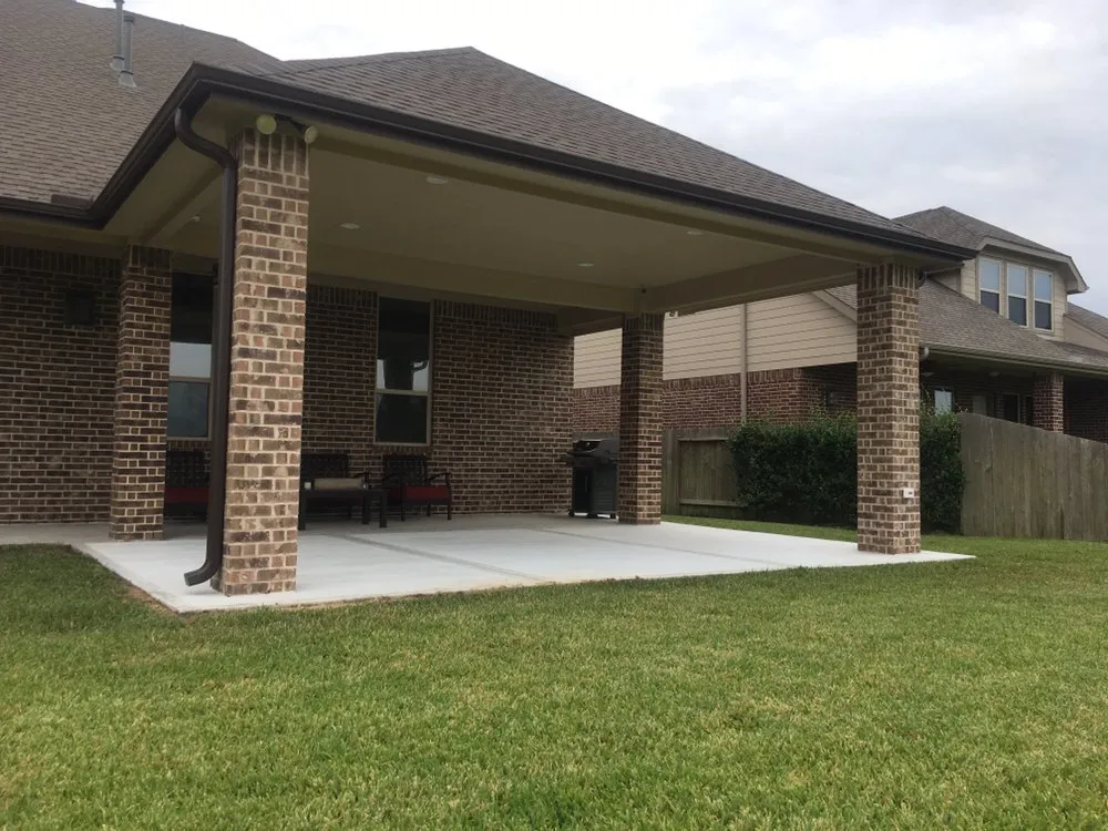 Local landscape design for homes in League City, TX by Magnolia Home Services