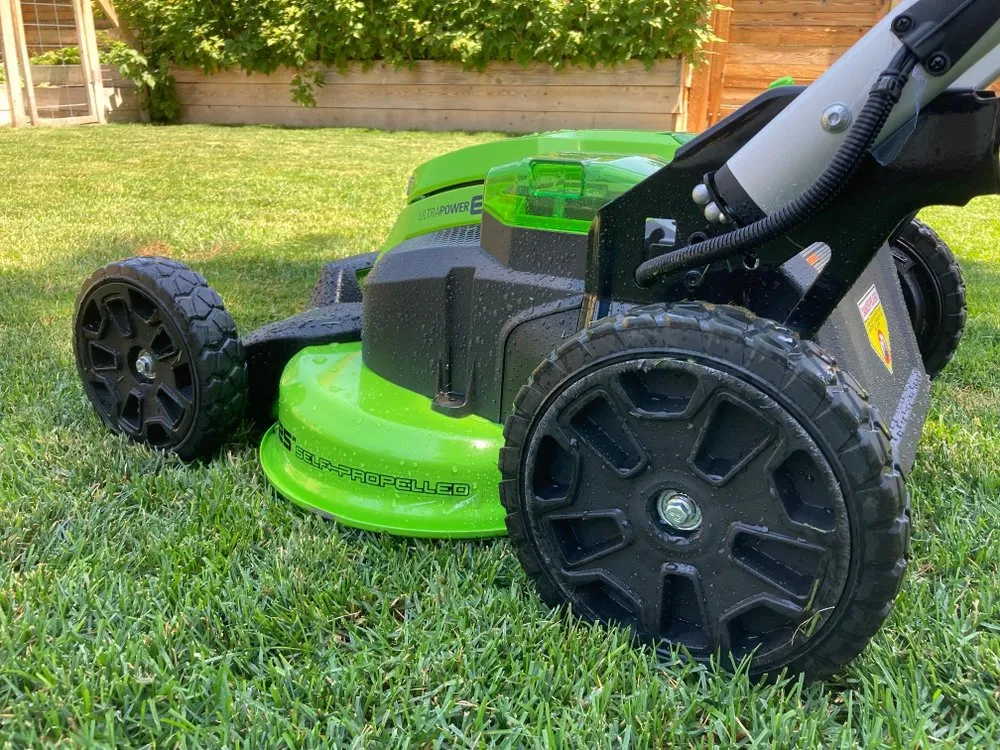 Affordable lawn care service in Denver, CO by Magnolia Landscaping