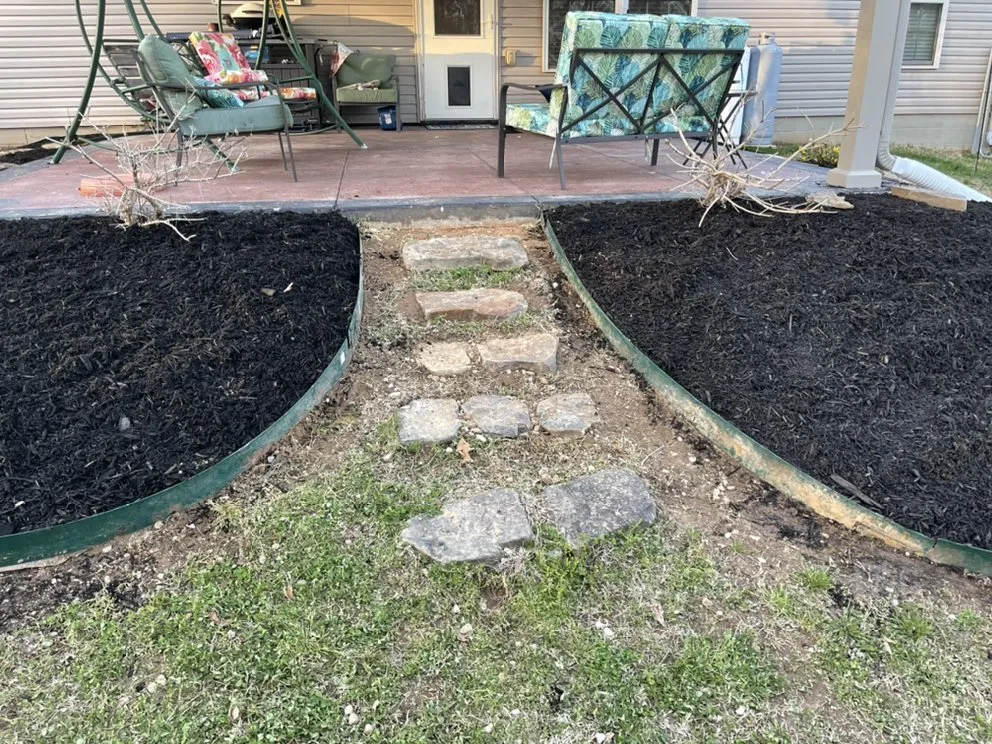 Top-rated lawn mowing service near you in Pea Ridge, AR by Magnolia Landscaping