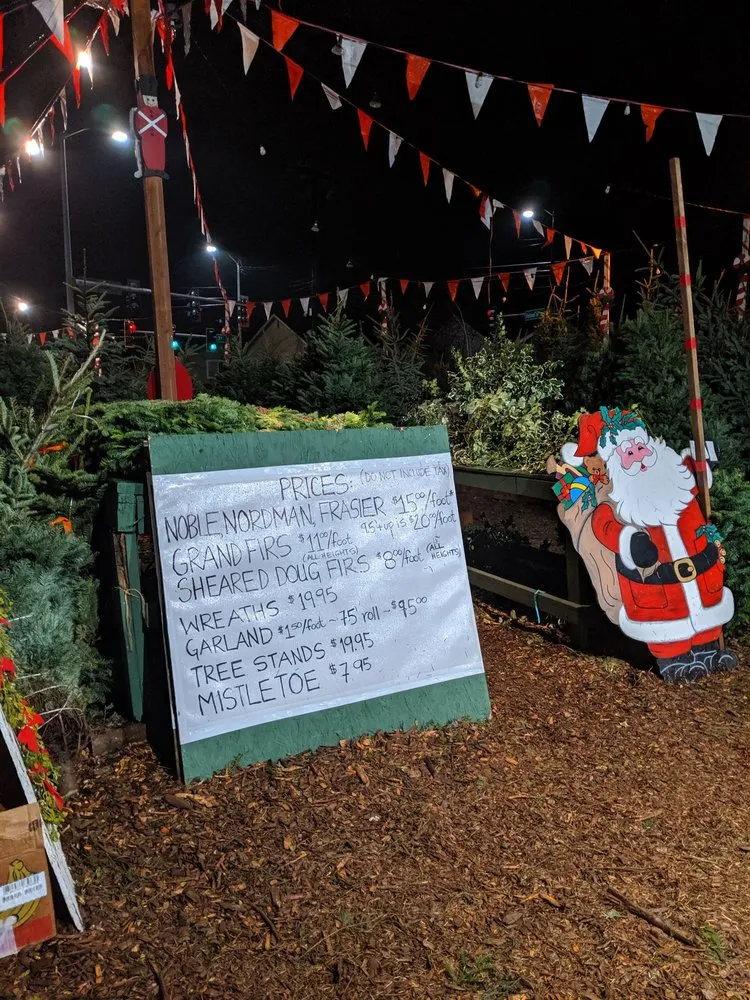 Expert lawn care service near you across Seattle, WA - Magnolia Lawn & Garden Service