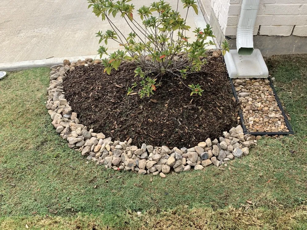 Professional landscape design experts serving Magnolia, TX - Magnolia Lawn & Landscaping